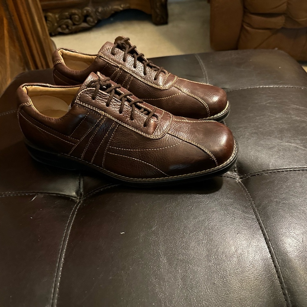 Men’s shoes
